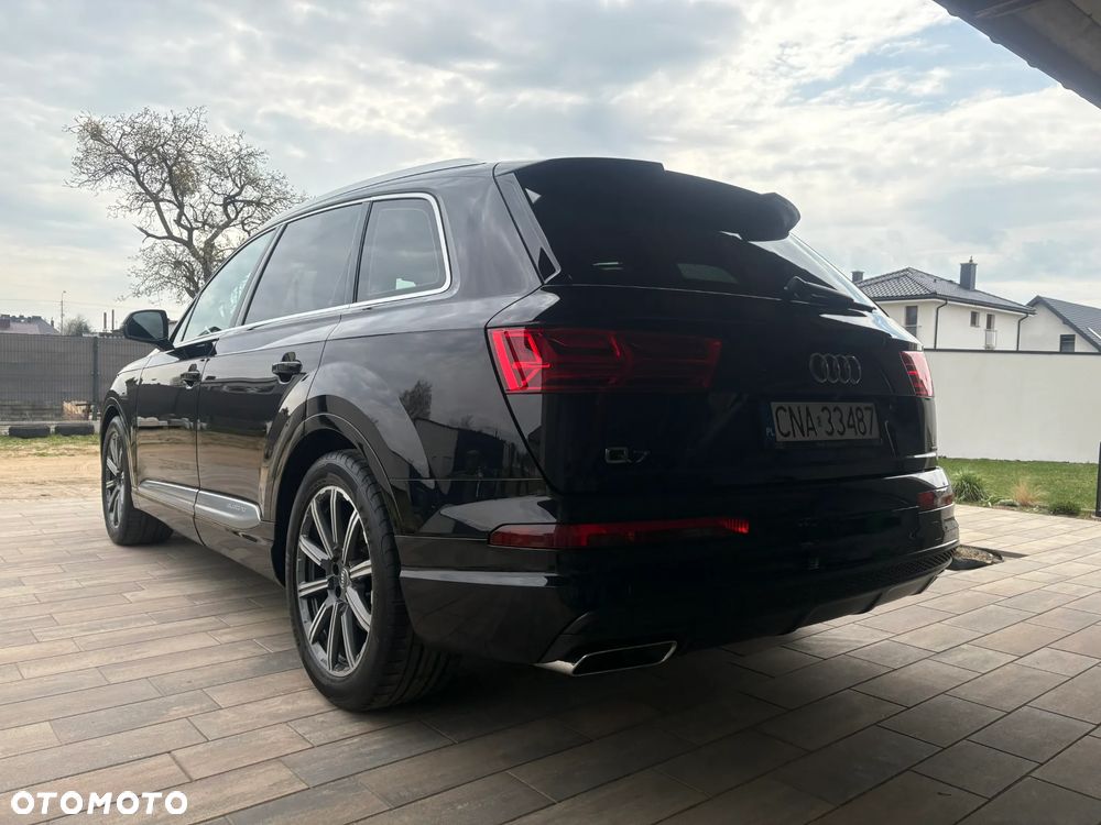 Audi Q7 - 9