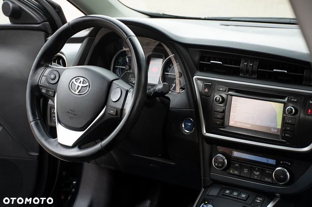 Toyota Auris - 17