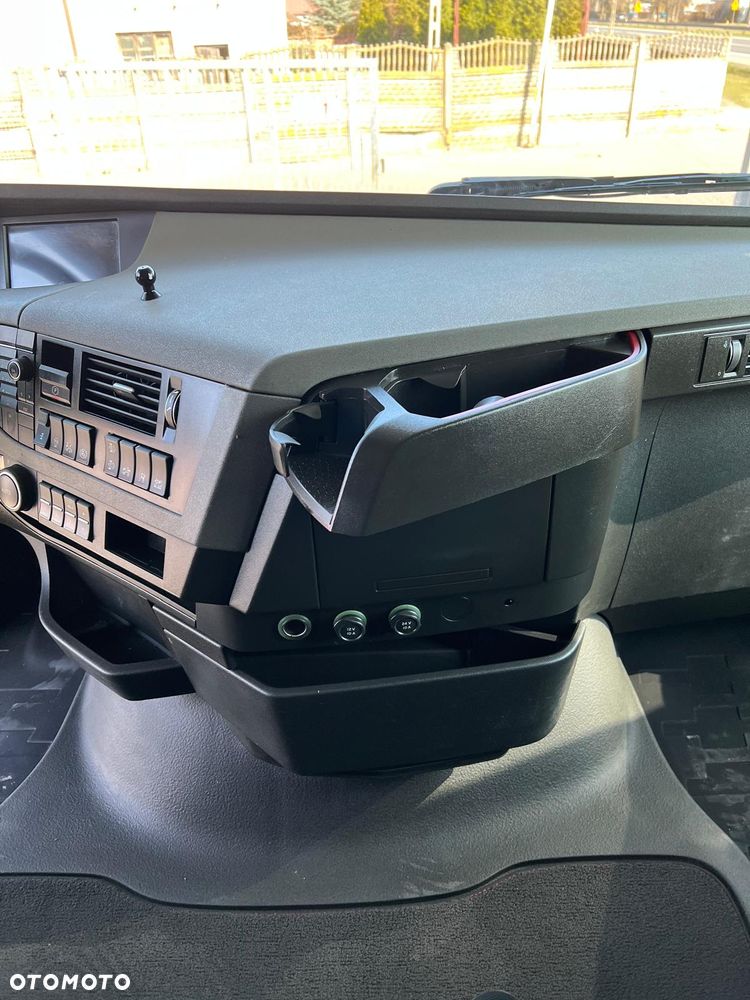 Volvo fh4 460 bogate wyposażenie 2020 opony 70 wron-pol - 29