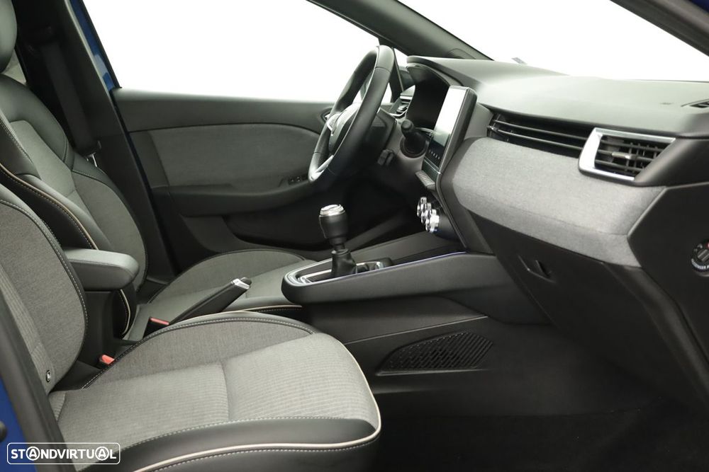 Renault Clio 1.0 TCe Techno Bi-Fuel - 22