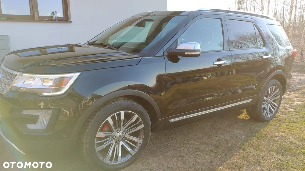 Ford Explorer - 11