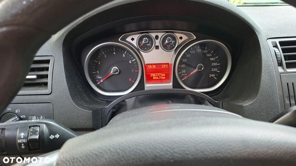 Ford C-MAX - 15