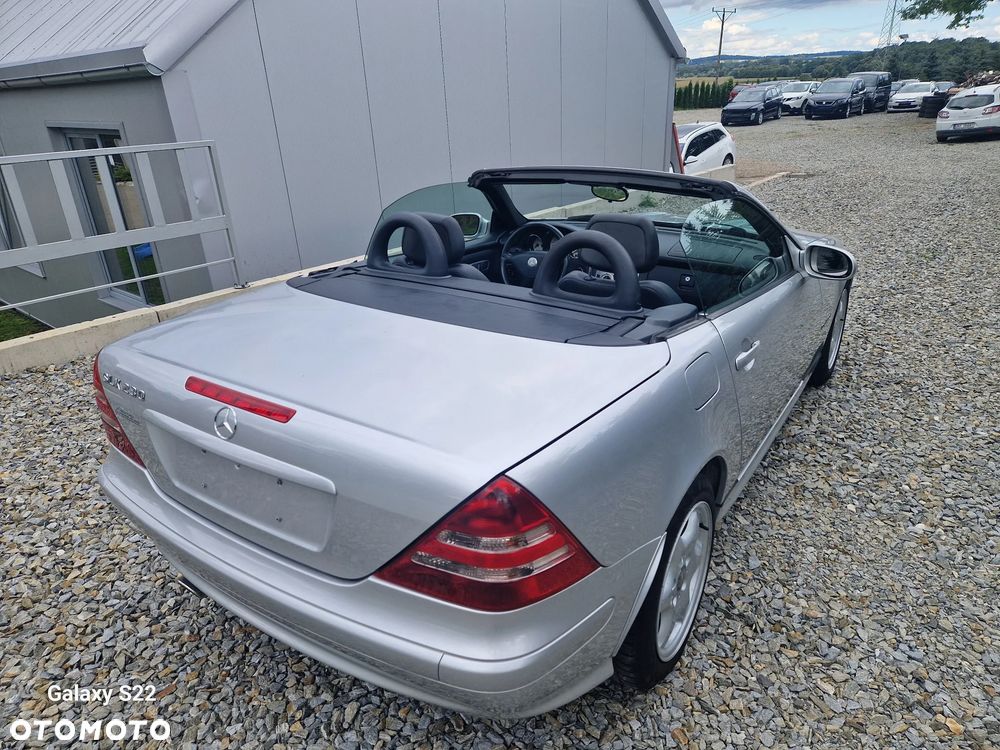 Mercedes-Benz SLK - 24