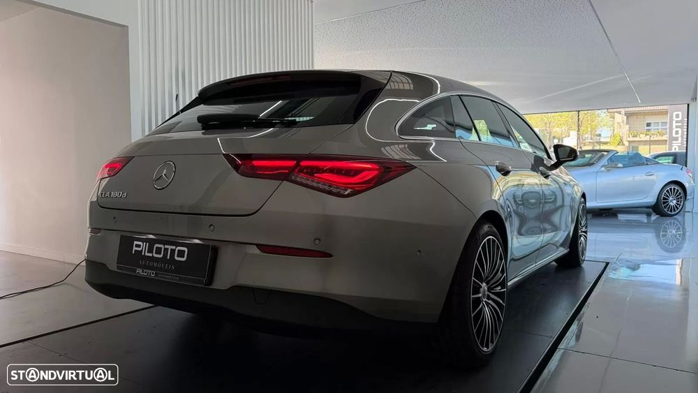Mercedes-Benz CLA 180 d Shooting Brake Style Plus - 11