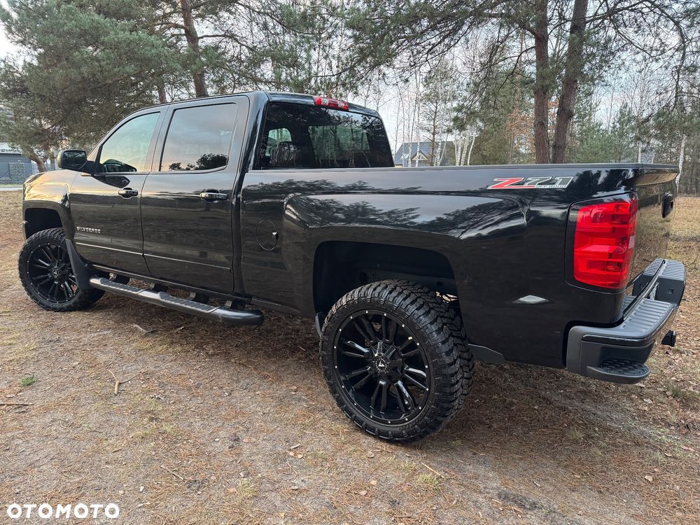 Chevrolet Silverado - 13