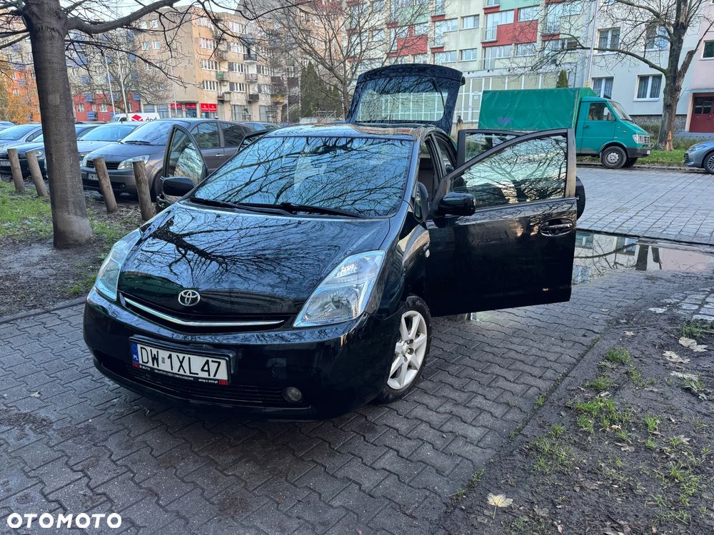 Toyota Prius 1.5 VVT-i Sol - 6