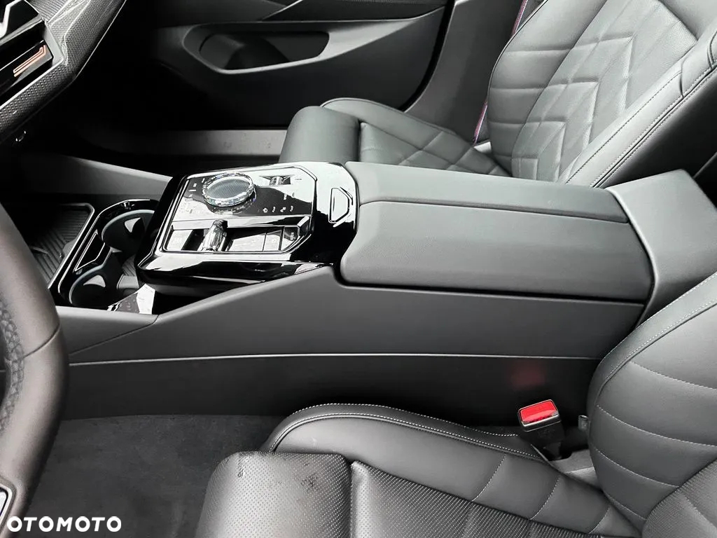 BMW Seria 5 - 14