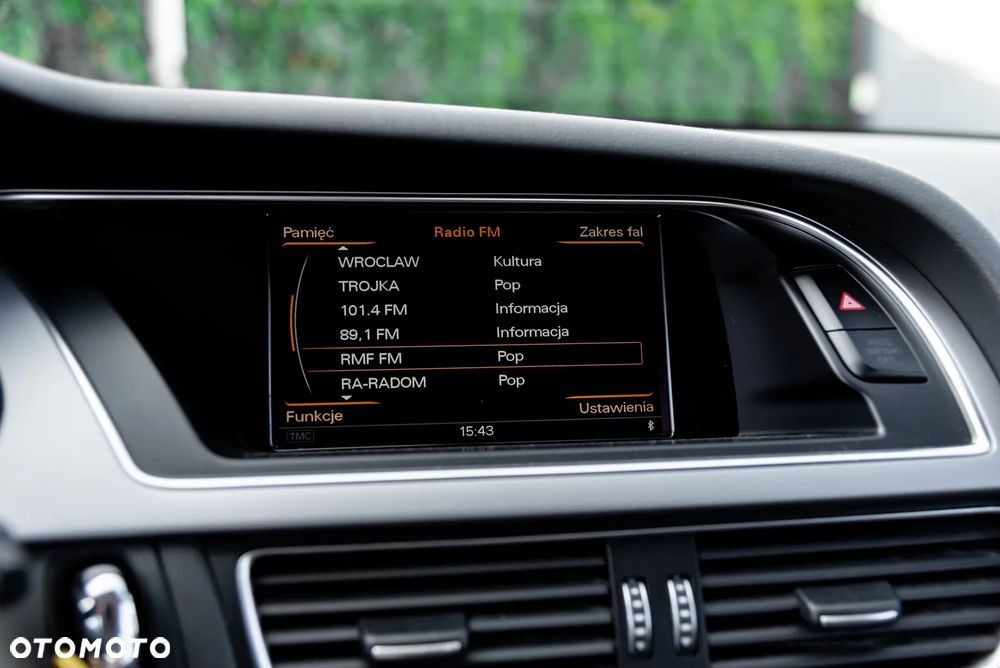 Audi A4 Avant 2.0 TDI DPF quattro Attraction - 30