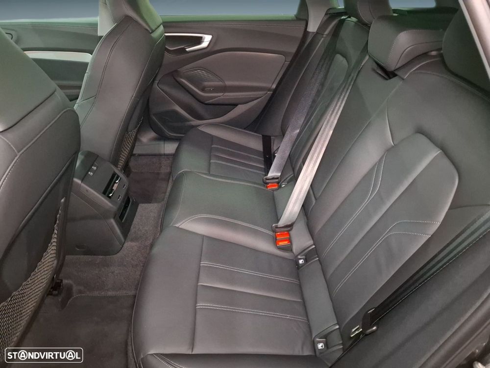 Audi A5 Avant e-hybrid quattro - 14