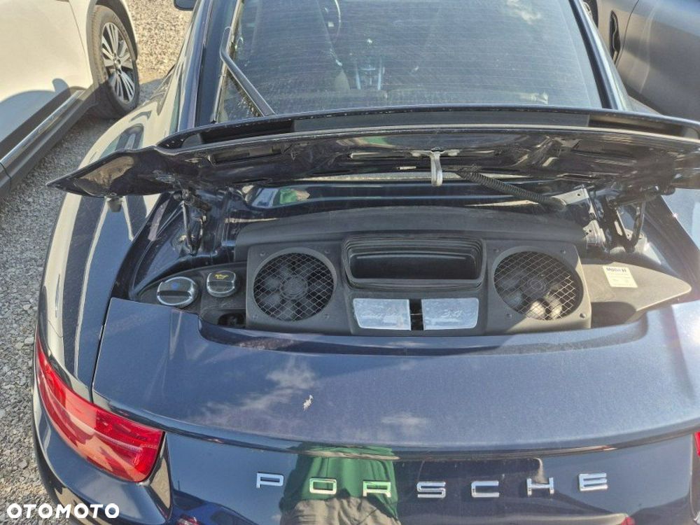 Porsche 911 - 12