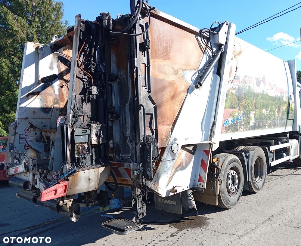 Zabudowa śmieciarki jednokomorowa Zoeller/ Faun 19 m3 110-1100L - 3