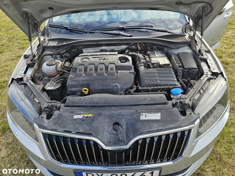 Skoda Superb 2.0 TDI SCR Ambition DSG - 20