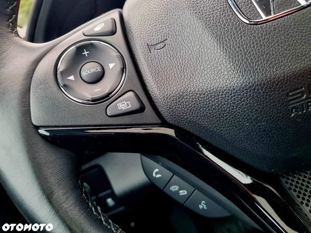 Honda HR-V 1.5 i-VTEC CVT Executive - 21