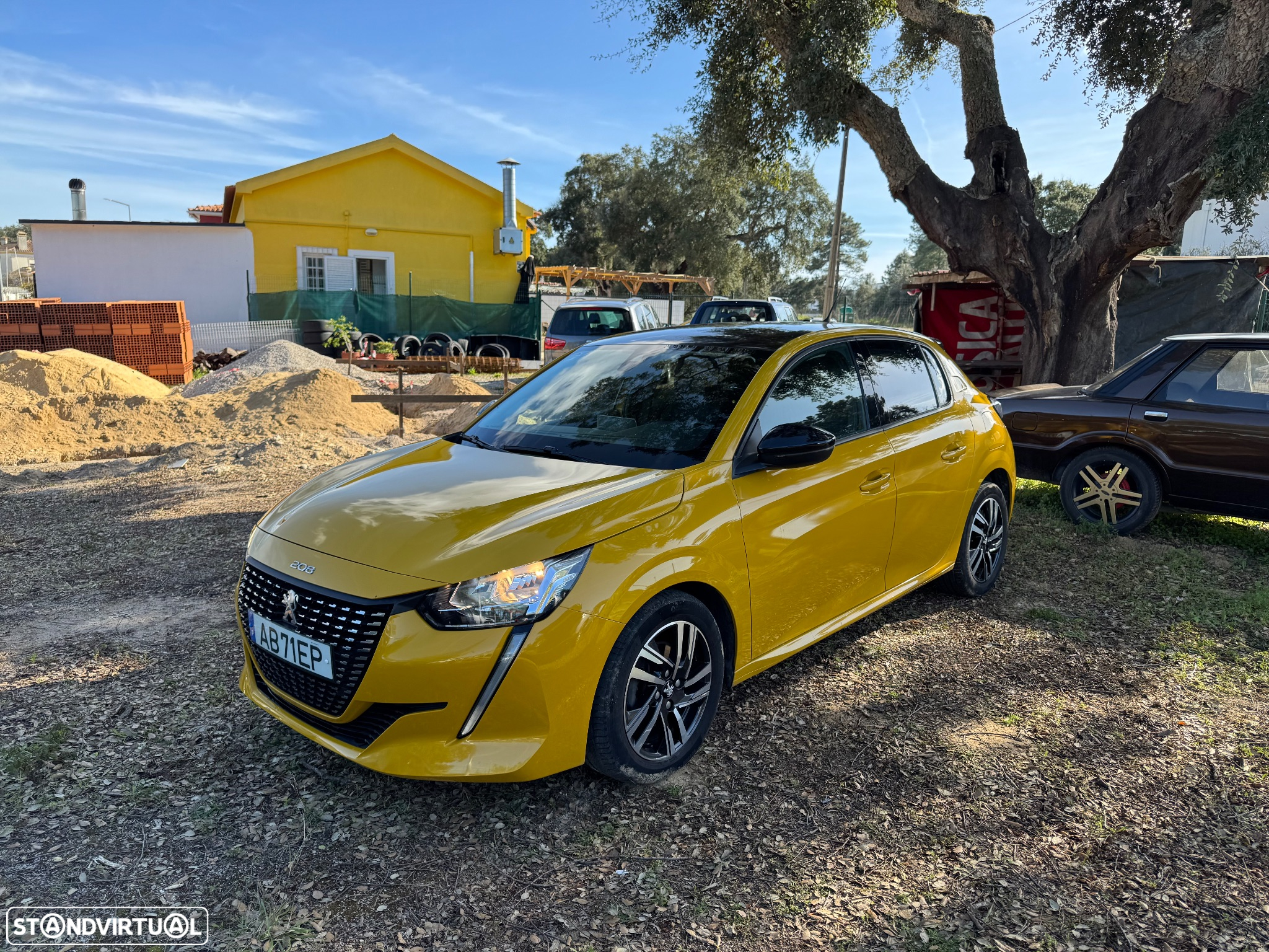 Peugeot 208 1.2 PureTech Allure - 18