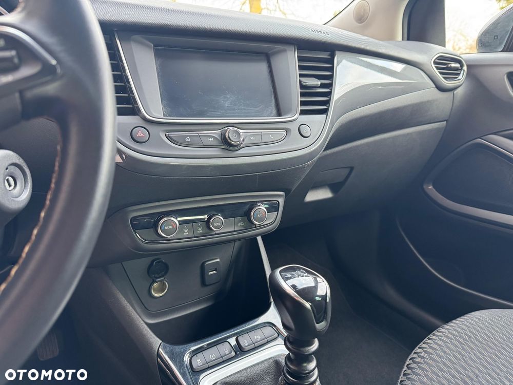 Opel Crossland X 1.2 T Eco Enjoy S&S - 16