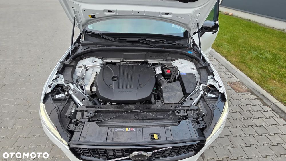 Volvo XC 60 B4 B Geartronic RDesign - 16