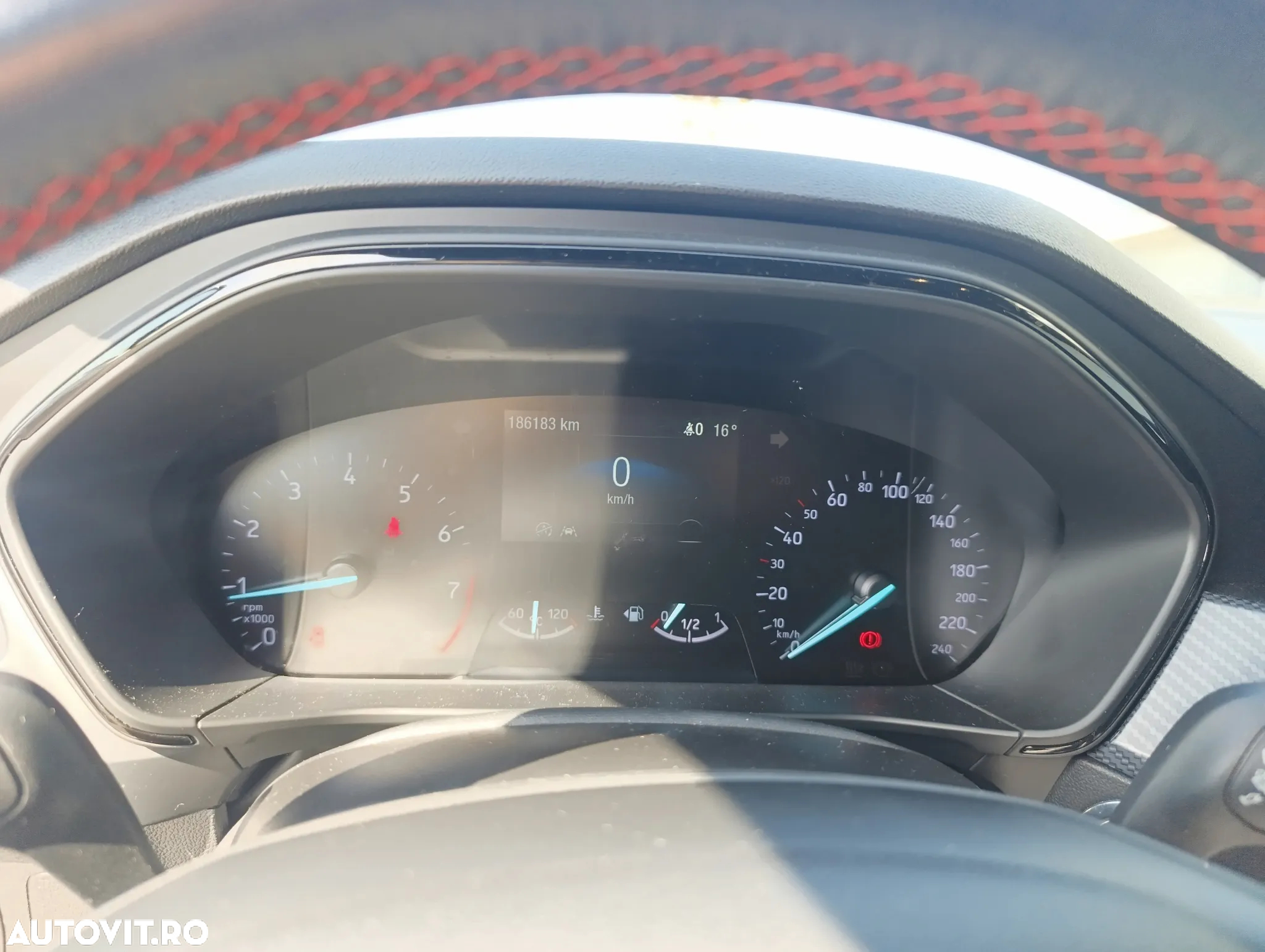 Ford Focus 1.0 EcoBoost Active - 12
