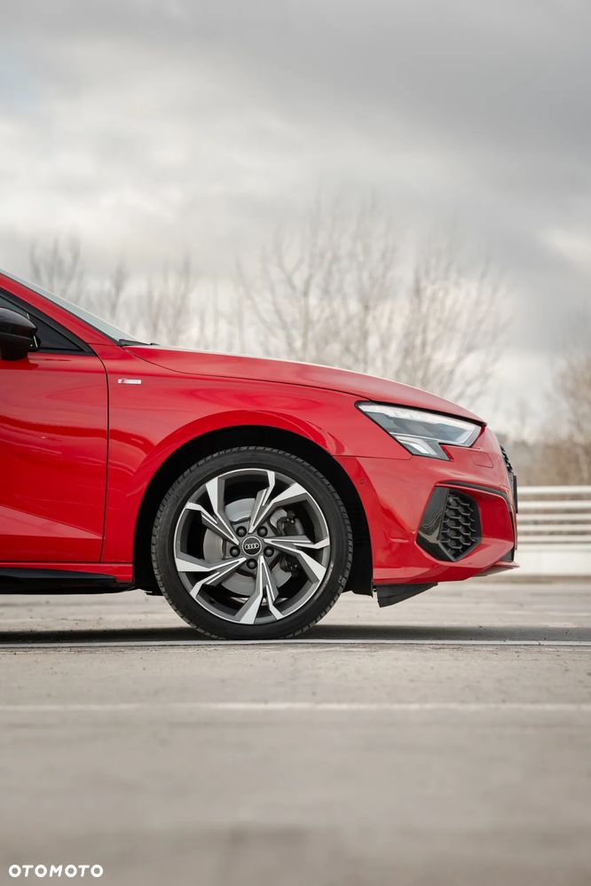Audi A3 Limousine 35 TFSI Sport S tronic - 13