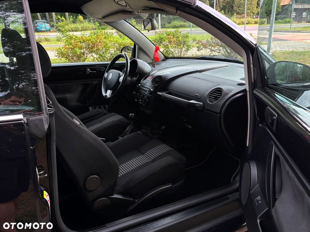 Volkswagen New Beetle 1.6 Freestyle - 14