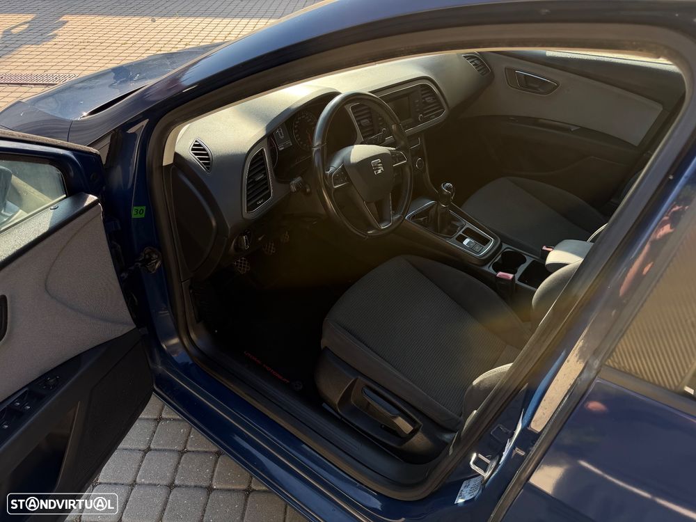 SEAT Leon 1.6 TDI S&S Style - 30