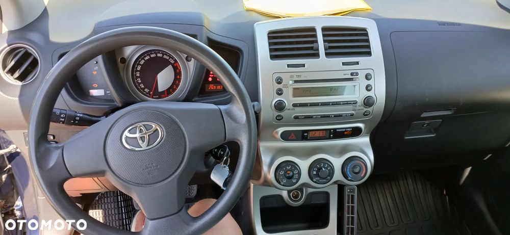 Toyota Urban Cruiser 1.4 D-4D 4x2 - 7