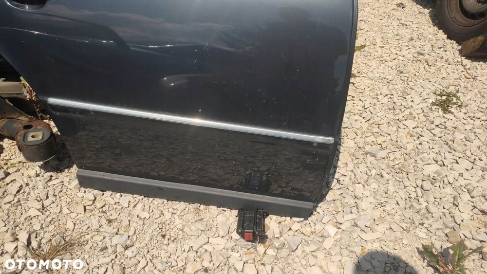 DRZWI PRAWY TYŁ VW PASSAT B5 FL KOMBI GOŁE LC7V - 4