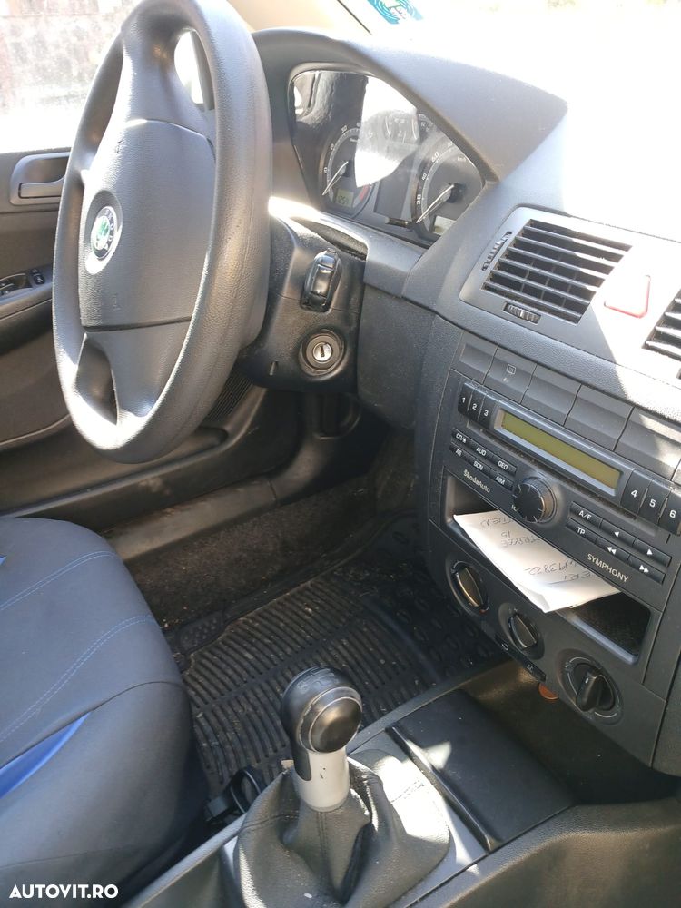 Skoda Fabia - 3