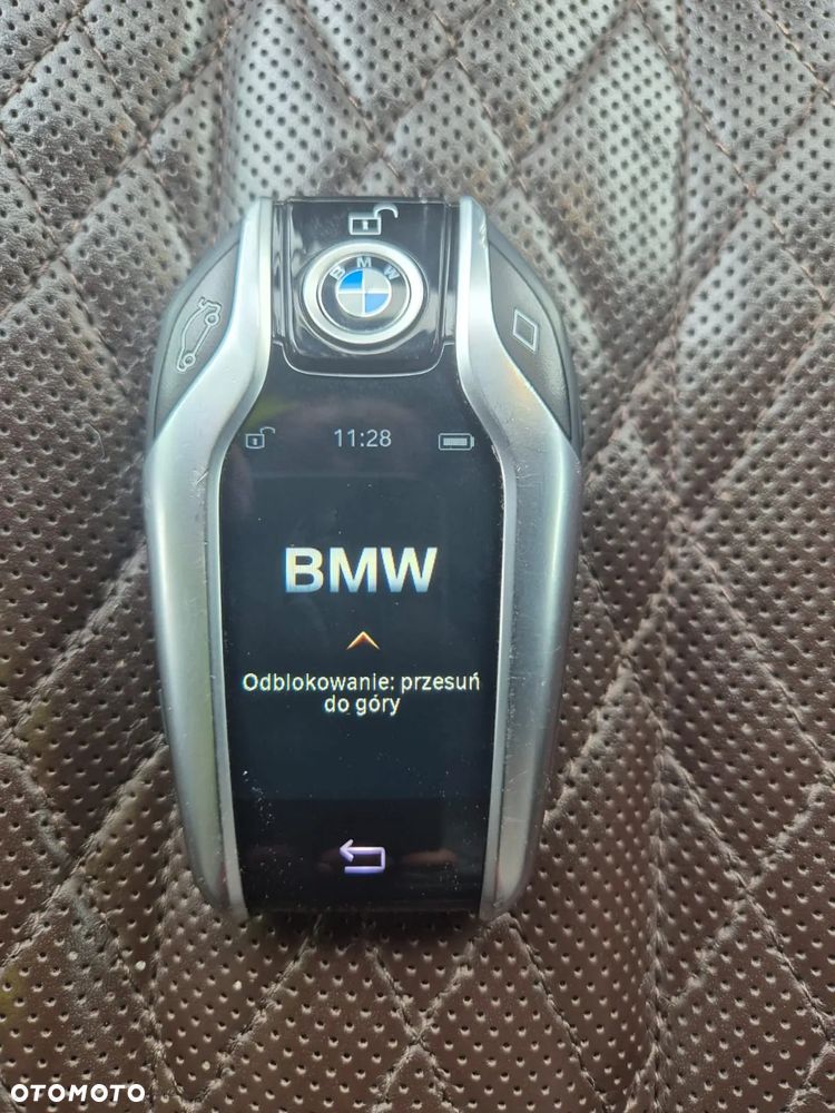 BMW Seria 7 750Li xDrive - 4