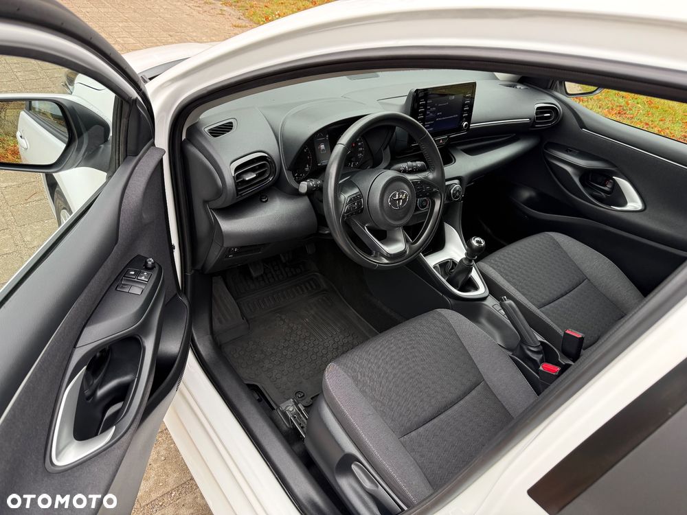 Toyota Yaris 1.5 Style - 9