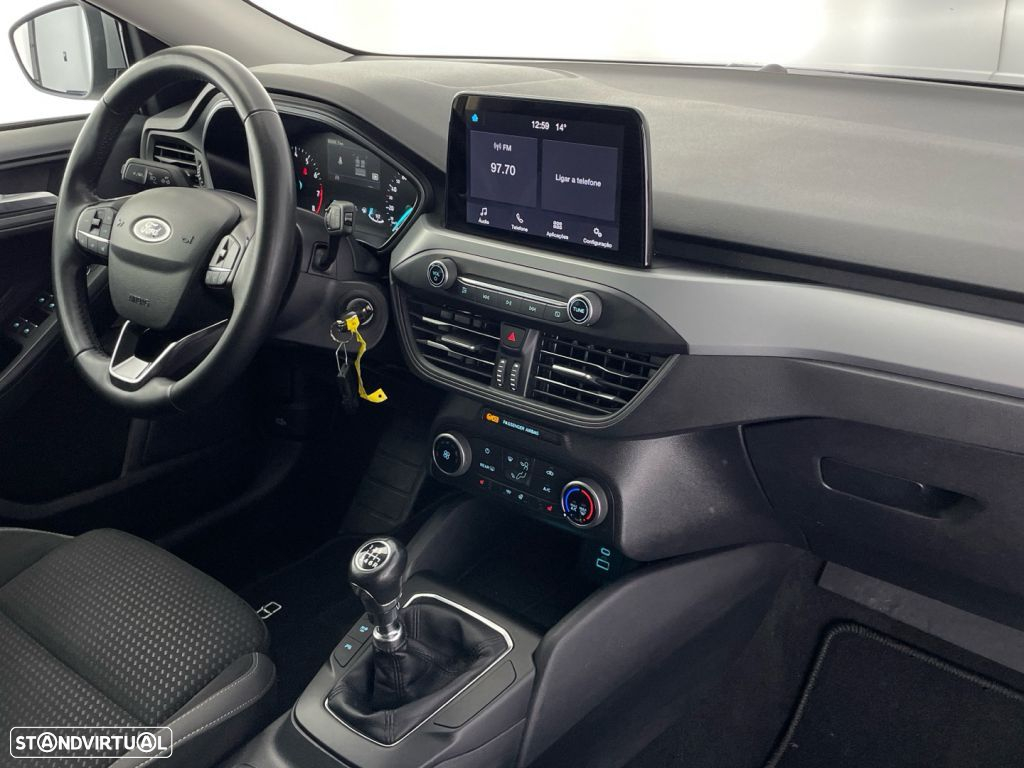 Ford Focus SW 1.0 EcoBoost Connected - 24