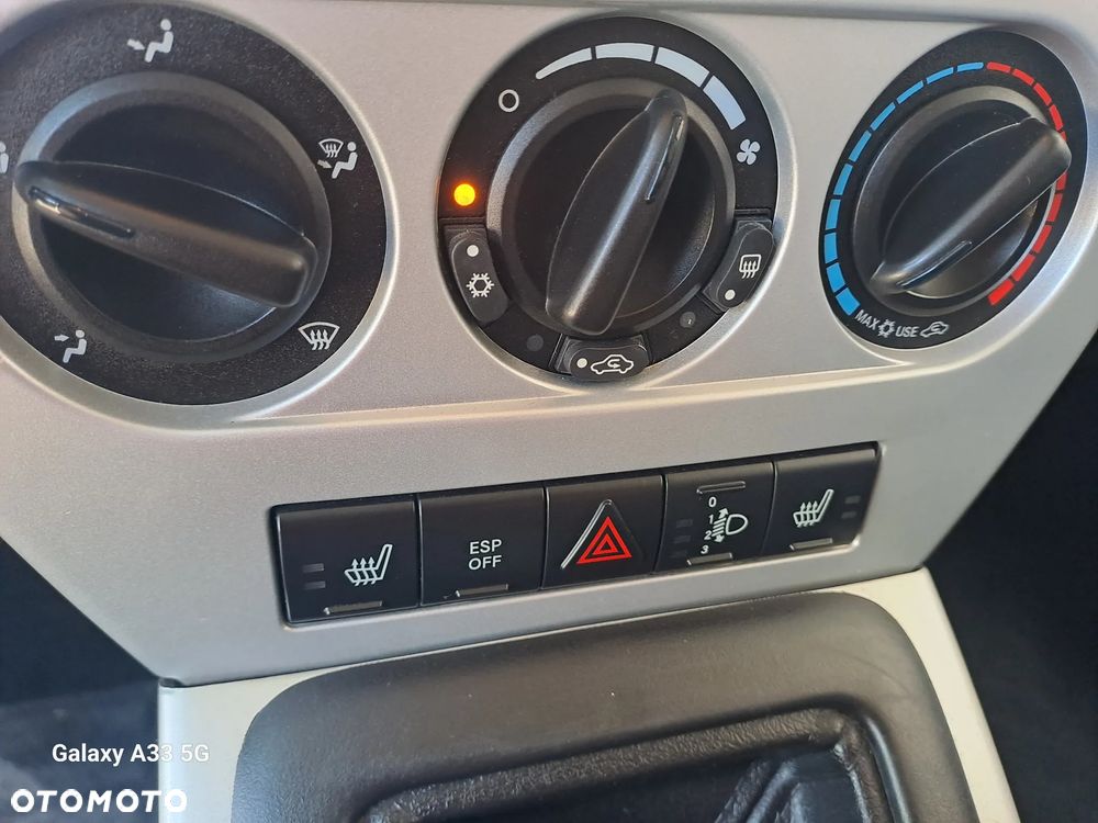 Jeep Patriot 2.4 Limited - 27