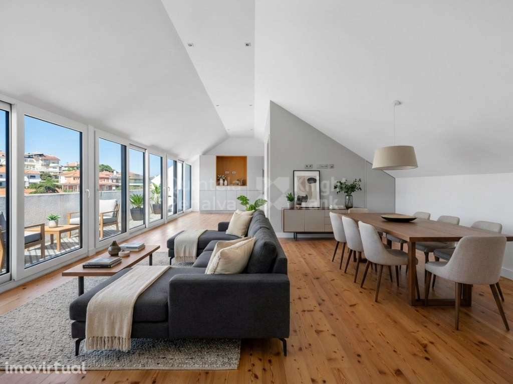 Apartamento T3 com varanda e vista mar no Monte Estoril - Grande imagem: 4/29