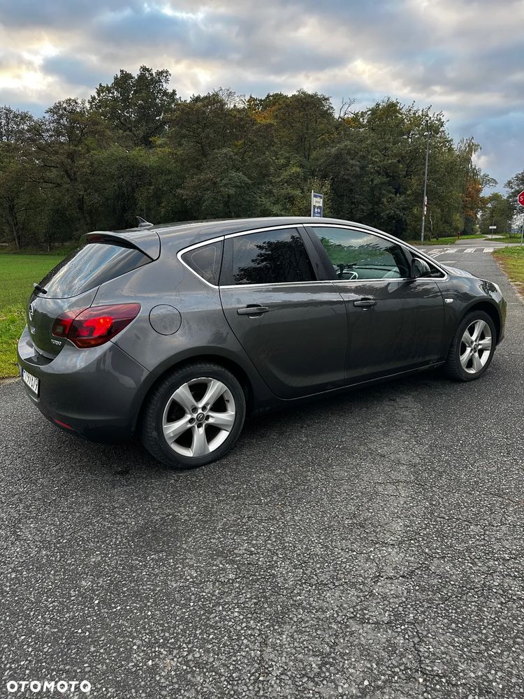 Opel Astra 1.4 Turbo - 6