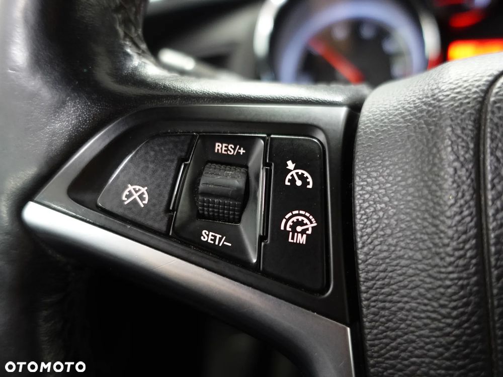 Opel Astra 1.6 D (CDTI) Start/Stop Edition - 36