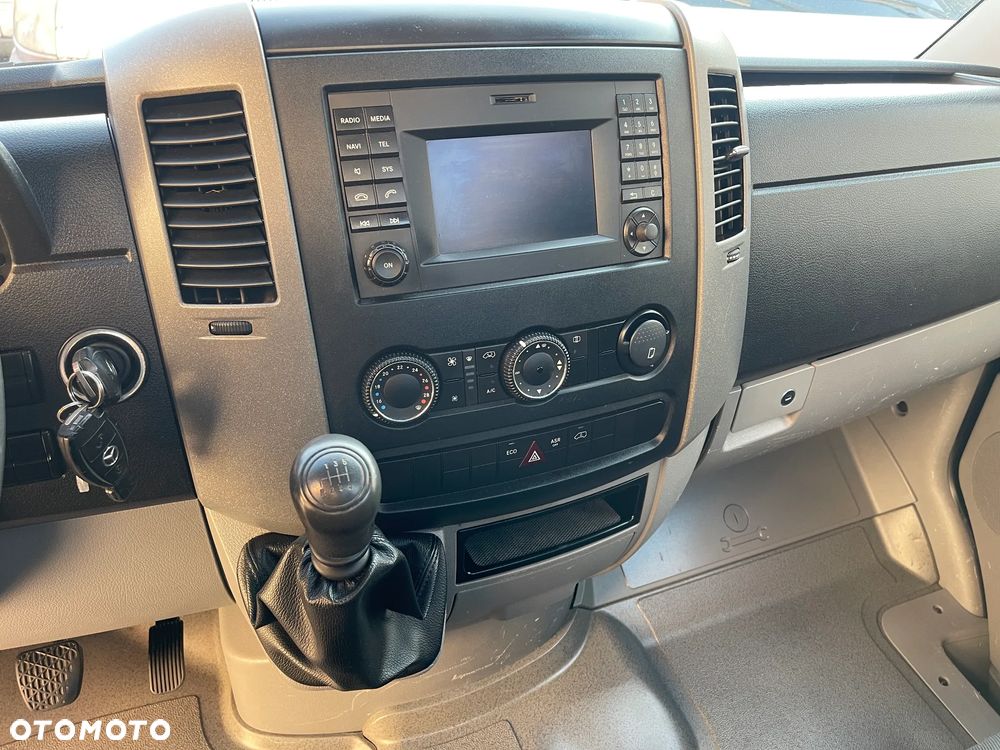 Mercedes-Benz Sprinter 3,0 Skrzyniowy - 19