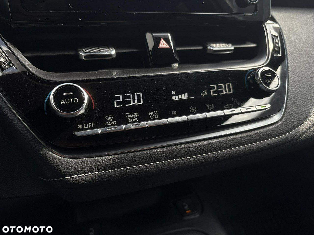 Toyota Corolla - 18