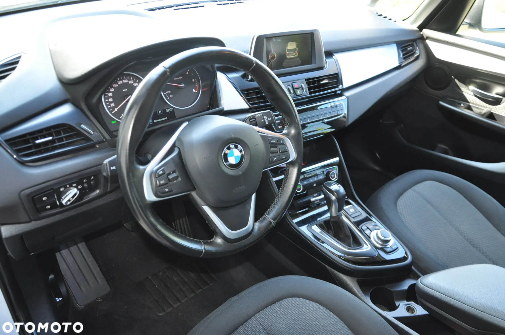BMW Seria 2 218d Active Tourer - 17