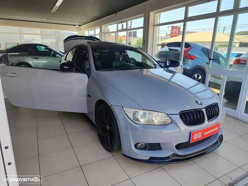 BMW 320 d Coupe Edição M Auto - 16