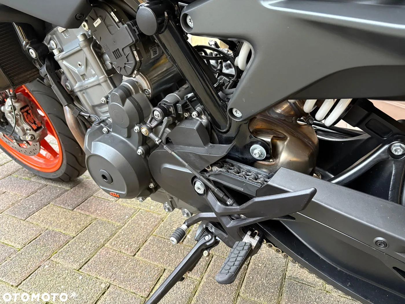 KTM Duke - 16