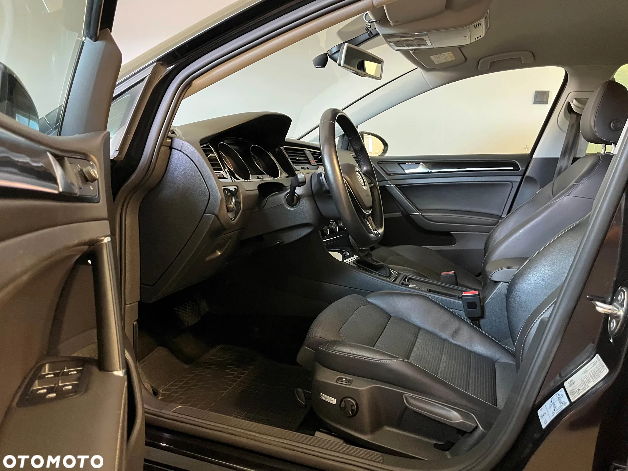 Volkswagen Golf VII 1.4 TSI BMT Highline DSG - 8