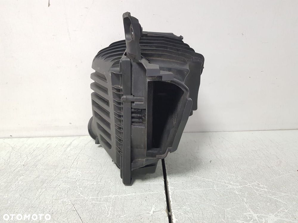 OBUDOWA FILTRA POWIETRZA   BMW 1 2 X2 X1 F39 F40 F45 F46 F48 MINI F55 F60 B47 8513916 - 9
