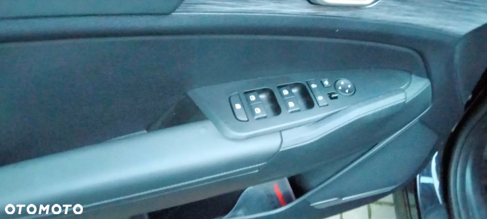 Kia Sportage 1.6 T-GDI L 2WD - 24
