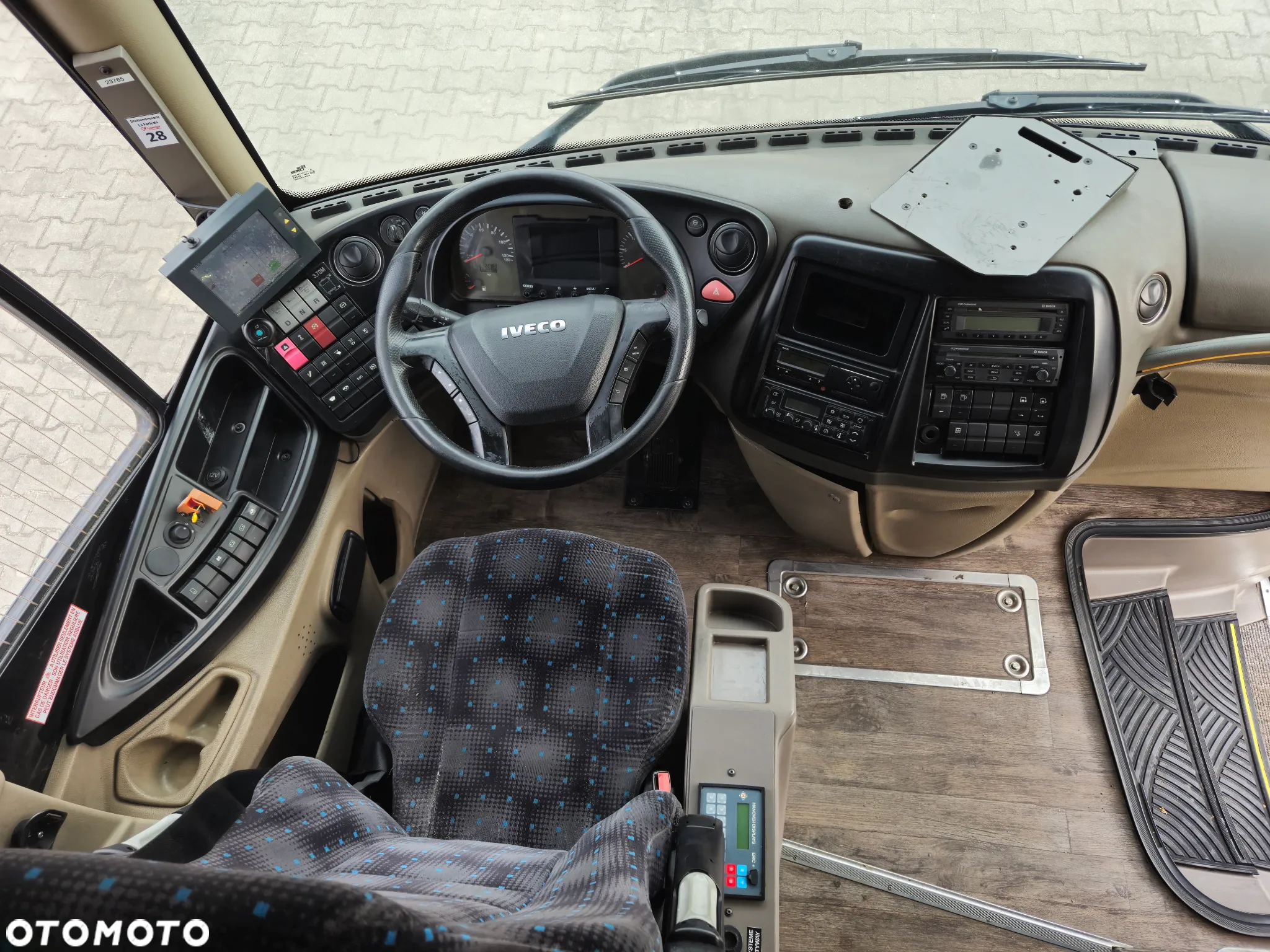 Iveco MAGELYS / SPROWADZONY / WINDA / EURO 6 - 37
