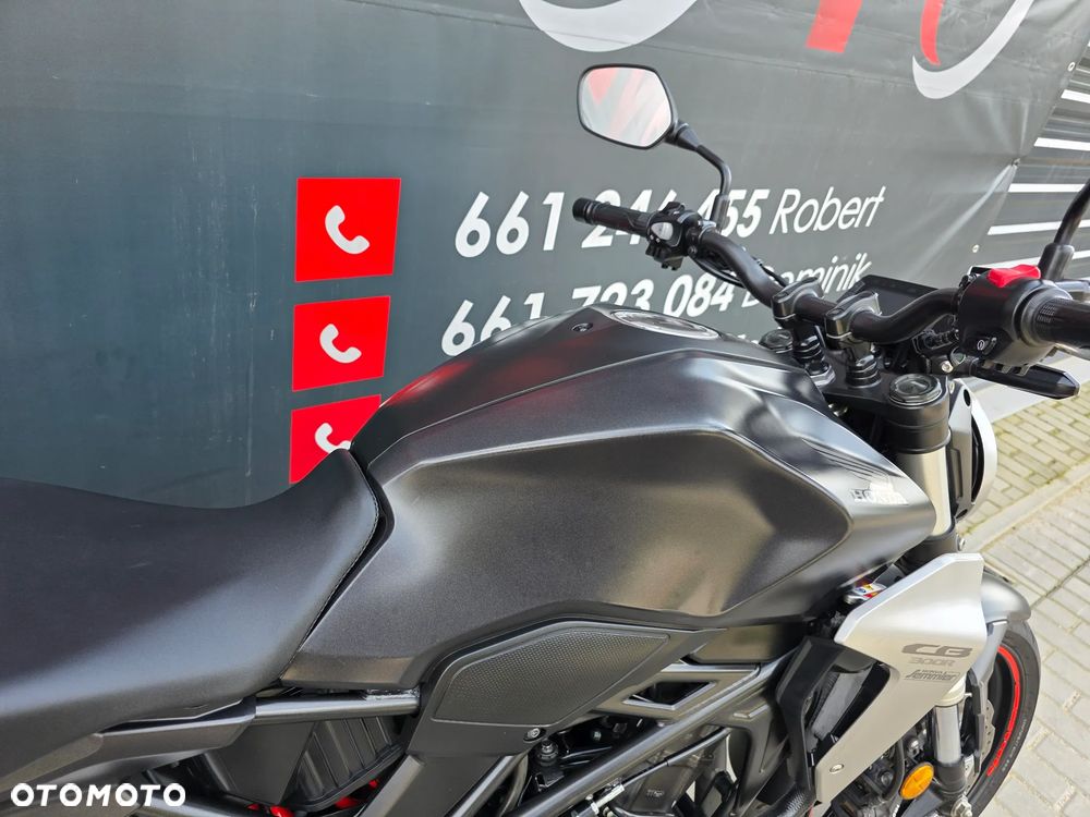 Honda CB - 23