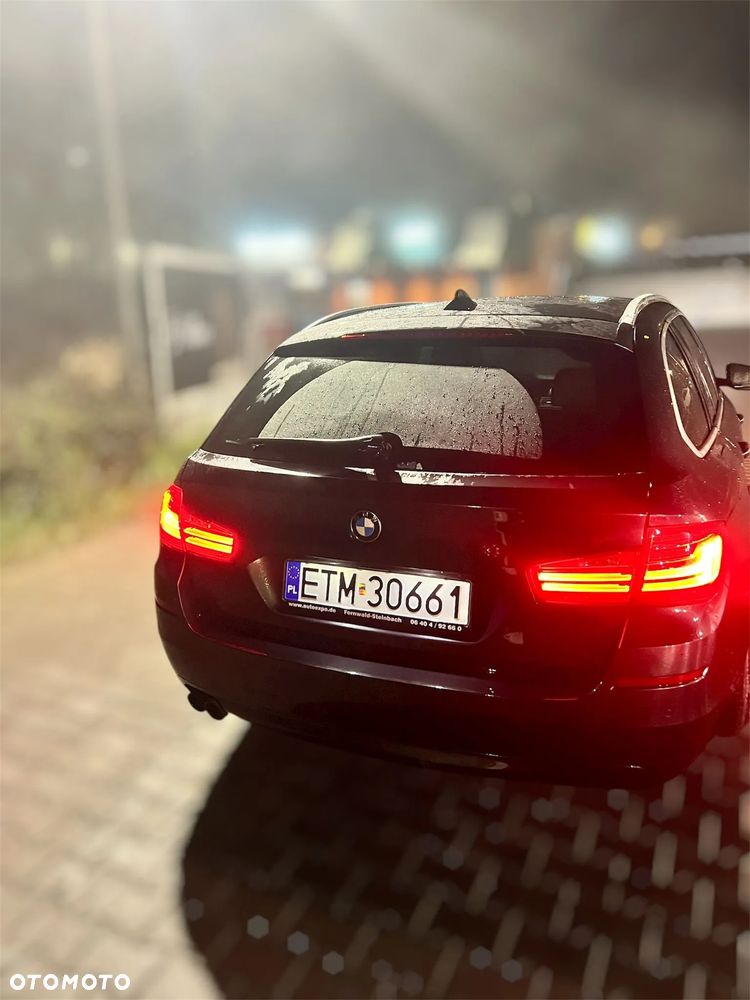 BMW Seria 5 525d xDrive Luxury Line - 8