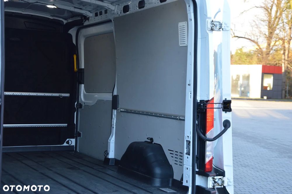 Ford TRANSIT L3H2 - 18