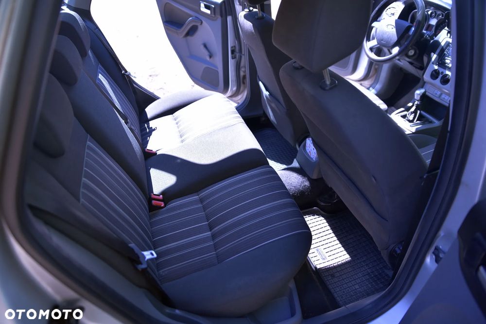 Ford Focus 1.6 TDCi Trend - 14