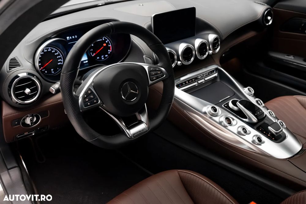 Mercedes-Benz AMG GT - 14