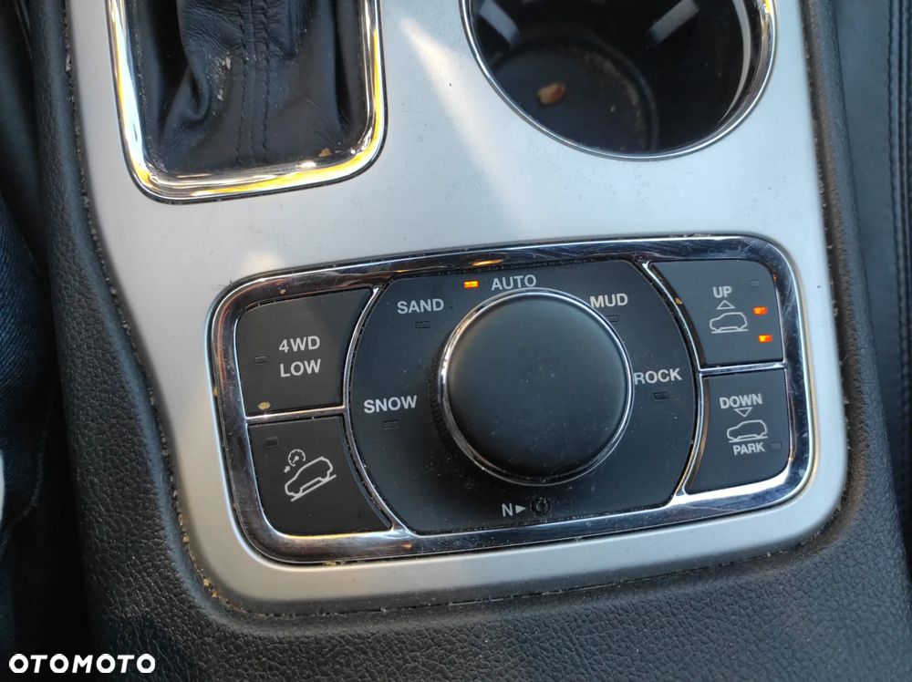 Jeep Grand Cherokee 3.6 V6 Overland Summit - 16