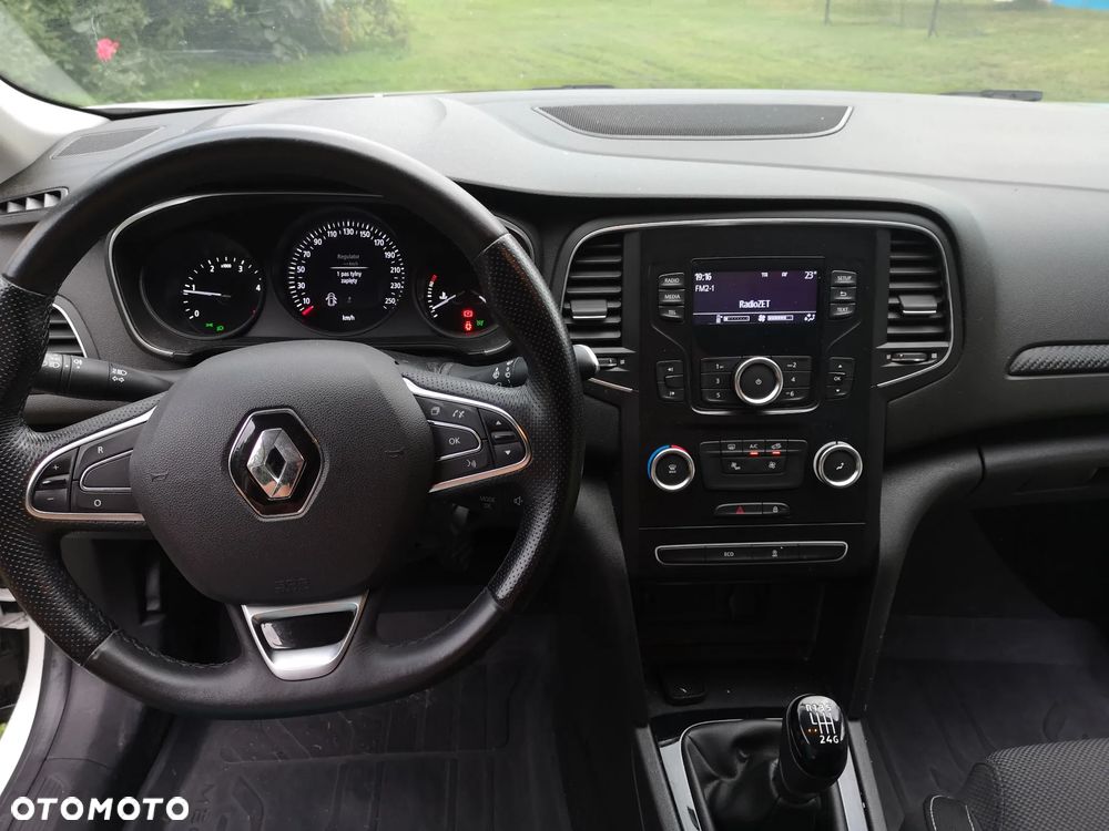 Renault Megane 1.5 dCi Limited - 10